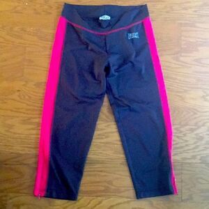 Black/pink leggings  